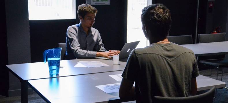 Face &agrave; l'expert